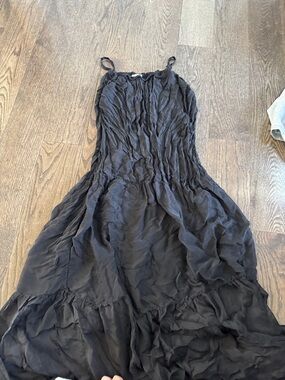 Black Women’s Crinkled Maxi Dress